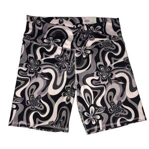 Bike Shorts Womens Size L High Rise 7" Leg Black White Gray Print Sporty SO NEW